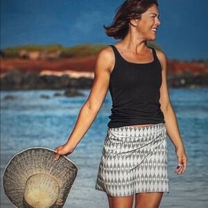 RipSkirt Hawaii Black Cream Wrap Skirt Size Large